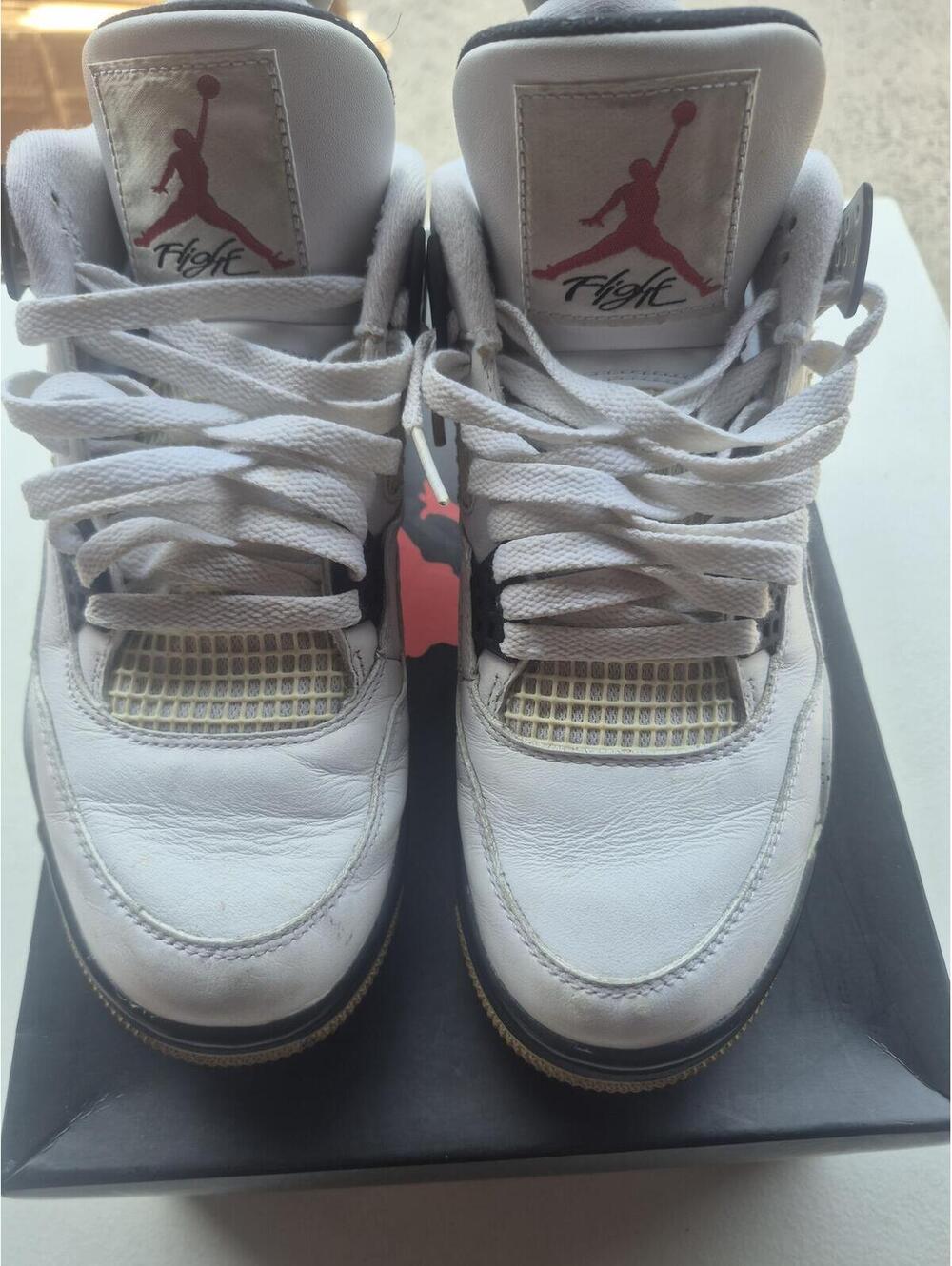 Air Jordan 4 Retro White/Cement Grey/Black Red Sneakers US 8 - Picture 5 of 11
